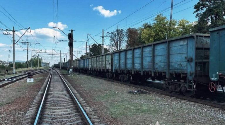 Вантажний потяг на Київщині смертельно збив 18-річного велосипедиста