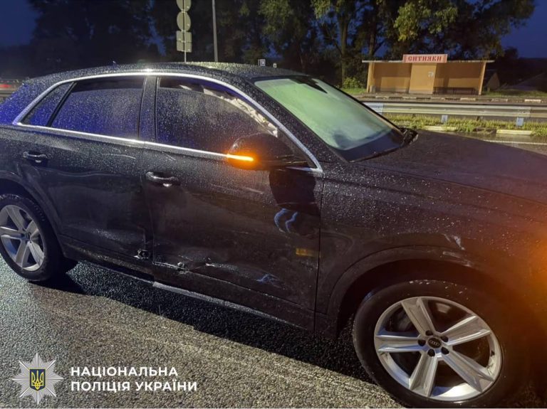 ДТП на дорозі Київ — Чоп: травмувалися дві пасажирки (ФОТО)