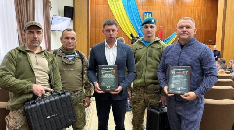 Ірпінь передав морській піхоті два квадрокоптери, а Героя вшанували посмертно
