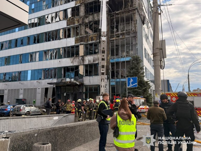 У поліції повідомили про наслідки обстрілу в Солом’янському районі