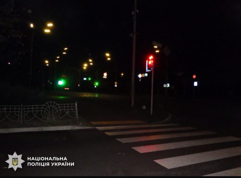 У столиці двоє підлітків напали на перехожого, поєднуючи побиття з крадіжкою – повідомляє поліція