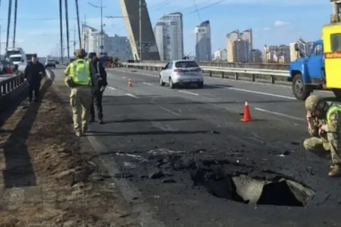 У Києві завершили ремонт Північного мосту, пошкодженого під час атаки 4 жовтня