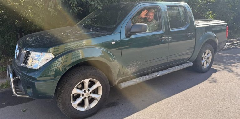 На Київщині передали ще один автомобіль для підтримки Сил оборони України