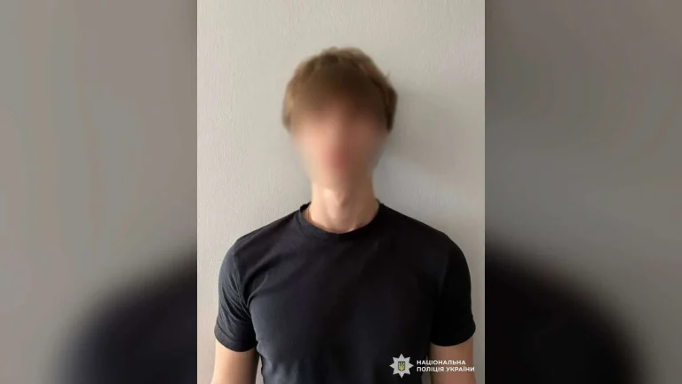 Підозра повідомлена молодику через стрілянину в Дарницькому районі