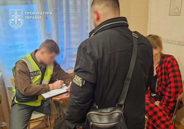 У Києві викрили аферистів, які видурювали гроші за неіснуючі квартири, ошукавши шістьох осіб