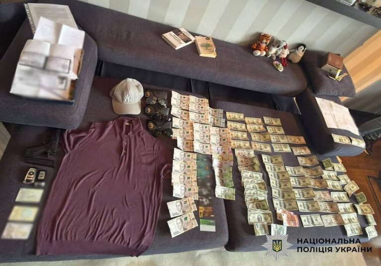 У Києві викрали ветерана й викрали 75 тисяч доларів